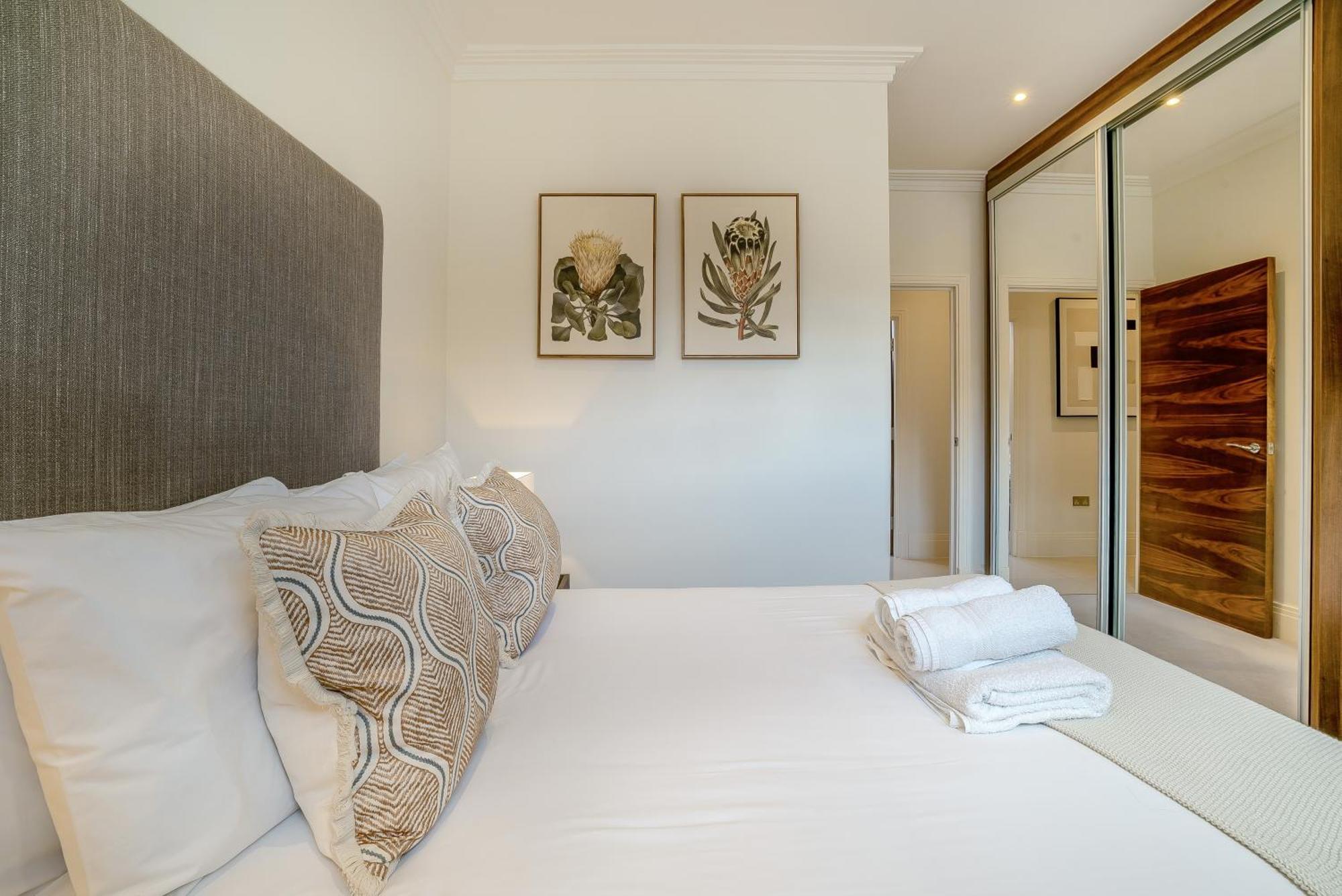 Palace Wharf Apartments Лондон Екстериор снимка