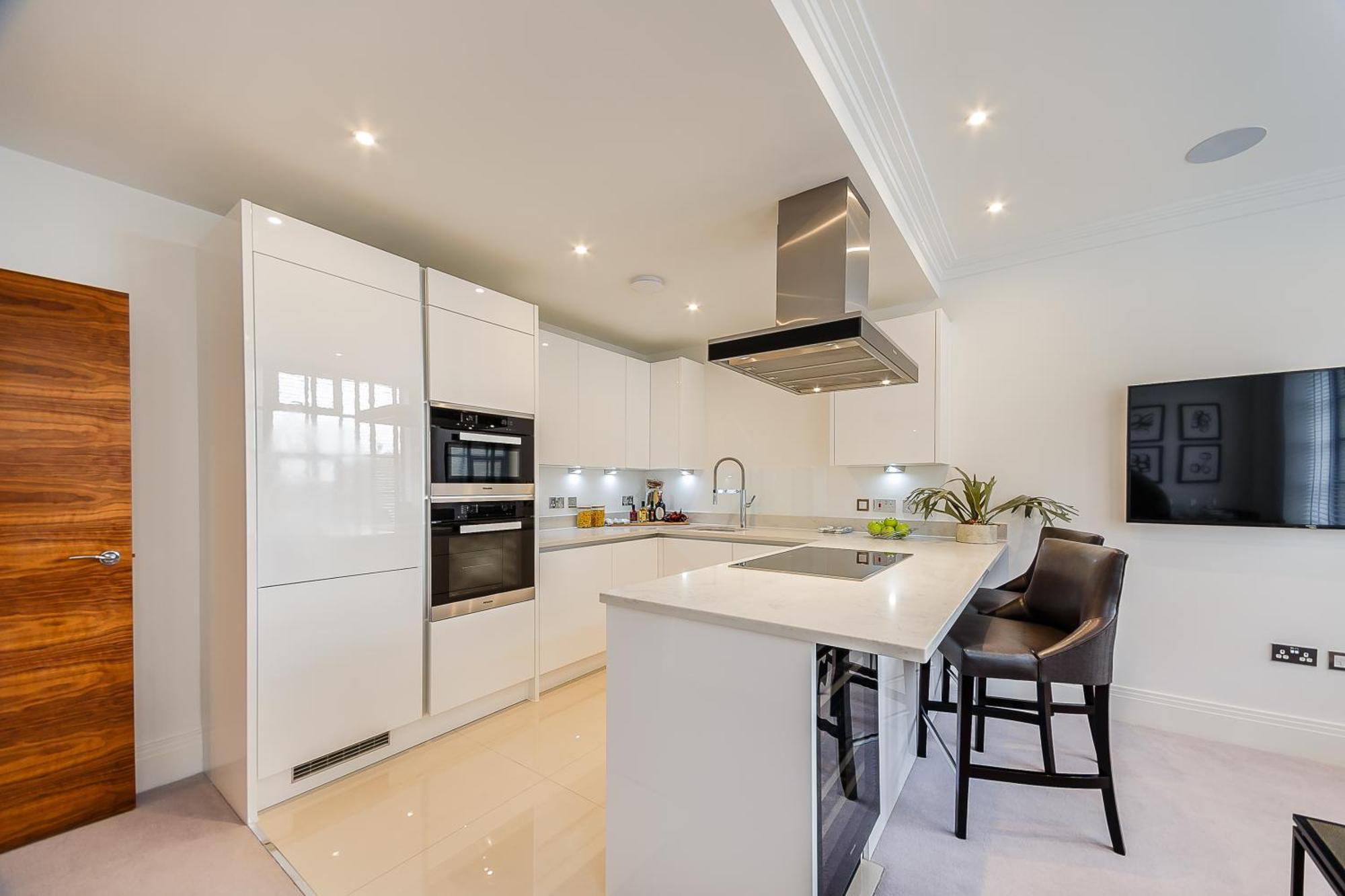 Palace Wharf Apartments Лондон Екстериор снимка